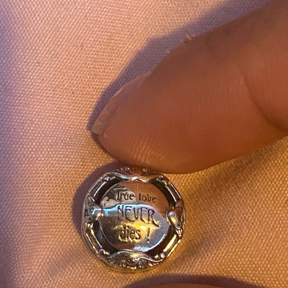 Pandora x Disney The Nightmare Before Christmas Charm - Picture 4 of 4